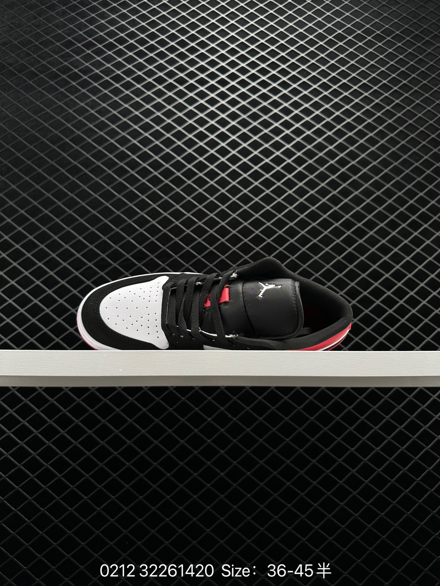 Air Jordan 1 Low “Black Toe”